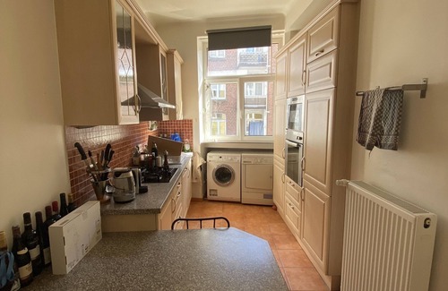 Jacht Appartement | Spacious and luminous apartment at La Chasse