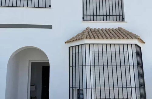 Gerena Maison | Spacious and luminous house, for families or groups.