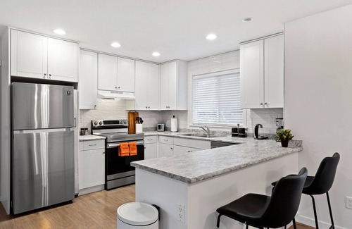 Kamloops Maison | Spacious and Modern 3 Bedroom