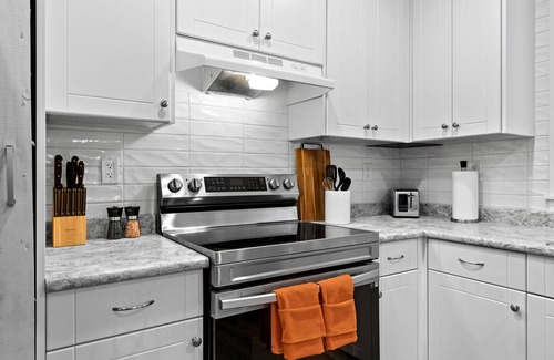 Kamloops Maison | Spacious and Modern 3 Bedroom