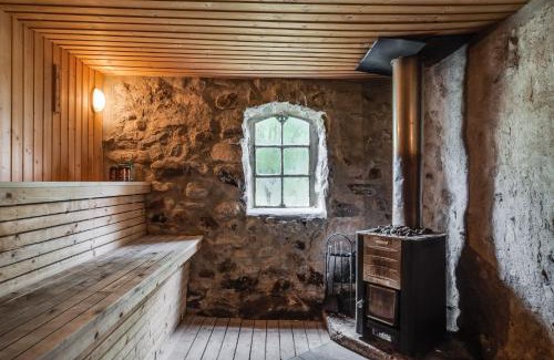 Knared Maison | Spacious and newly renovated farmhouse with indoor pool
