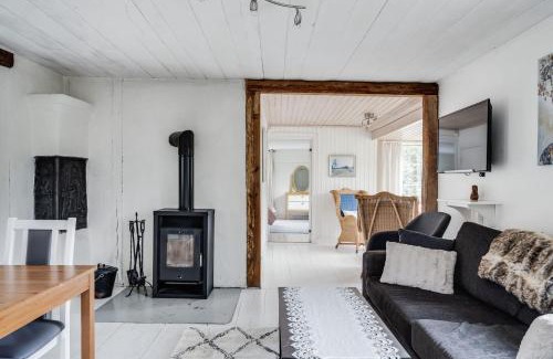 Knared Maison | Spacious and newly renovated farmhouse with indoor pool