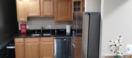 Le Droit Park Appartement | Spacious and Private 3BR, 3BA with free parking near Downtown Washington DC