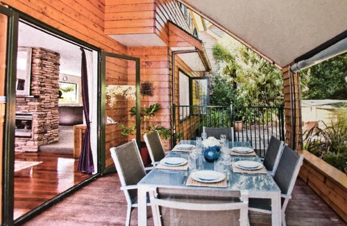 Browns Bay Maison | Maison familiale spacieuse et privée dans une ville balnéaire populaire2007