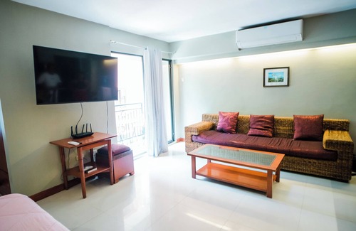 Mactan Export Processing Zone Copropriété | Spacious and quiet cozy condo, 3 minutes away from Mactan Airport Cebu.