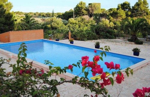 Ses Salines Maison | Spacious and quiet house with sea views