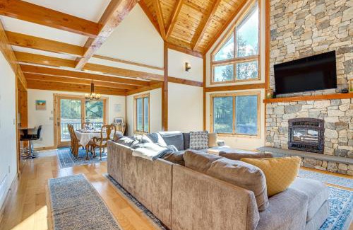 Granville Summit Maison | Spacious and Secluded Forksville Home Fire Pit