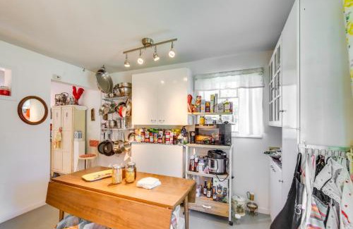 Shook Maison | Spacious and Secluded Shook Home with Private Hot Tub!