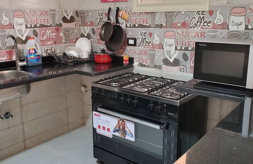 Al-Basatin Appartement | Spacious apartment in October city close to Mall of Arabia [Families only]