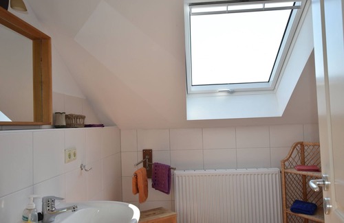 Neu Bartelshagen Appartement | Spacious Apartment in Buschenhagen with Sauna