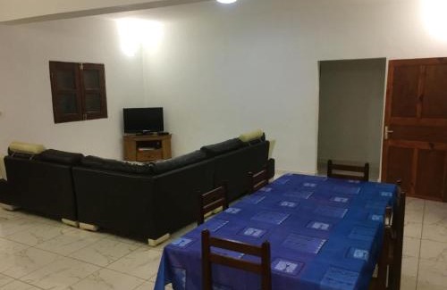 Bandrele Appartement | Spacious apartment in Bandrele with terrace, BBQ
