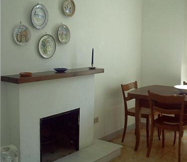 Ceraso Appartement | Spacious apartment in Ceraso with mountain view