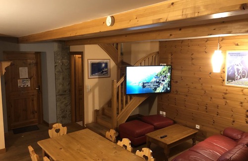 La Grave Appartement | Spacious apartment in the center of La Grave