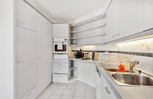 Hottingen Appartement | Spacious Apartment in Zurich's Heart