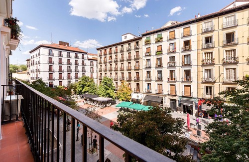Justicia Appartement | Bright apartment next to Puerta de Alcalá. Chueca