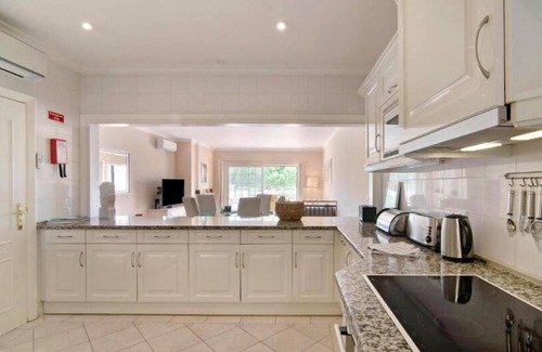 Vale do Lobo Appartement | Spacious apartment a few minutes walk from the beach, Vale do Lobo Algarve