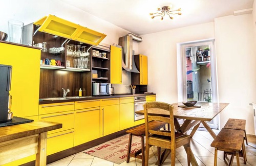 Mitte Appartement | Spacious apartment with barbecue terrace in the heart of the historic old town