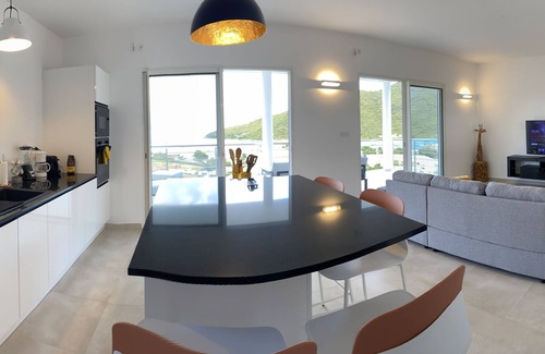 Anse Marcel Appartement | E grand appartement avec vue sur la mer plage de l anse marcel a 2 mn a pieds