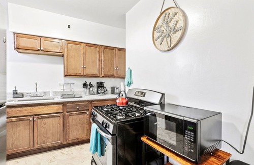 Berwyn Appartement | Spacious APT/Comfy Bed/Free Parking/22mins to ORD&MDW