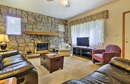 Windham Appartement | Spacious Apt with Yard 3 Mi to Windham Mountain