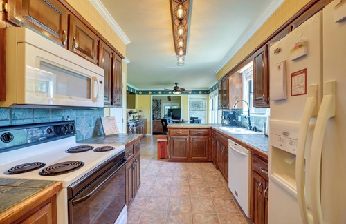 Fort Smith Maison | Spacious Arkansas Abode w/ Balcony & Fire Pit!