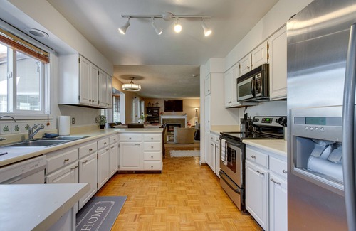 Aurora Maison | Spacious Aurora Retreat w/ Game Room + Hot Tub!