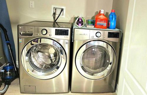 Oakville Appartement | Spacious Basement in Oakville