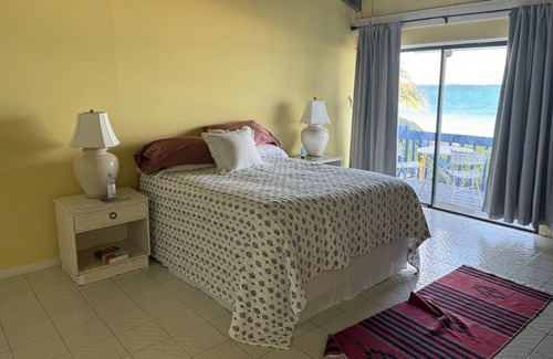 Great Harbour Cay Maison | Spacious Beach Villa