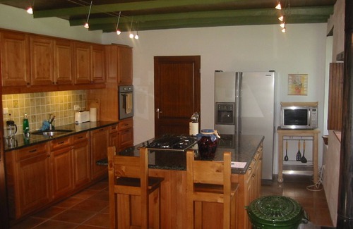 Beauville Autre | Grange spacieuse, magnifiquement convertie avec poutres apparentes, piscine