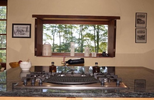 Beauville Autre | Grange spacieuse, magnifiquement convertie avec poutres apparentes, piscine