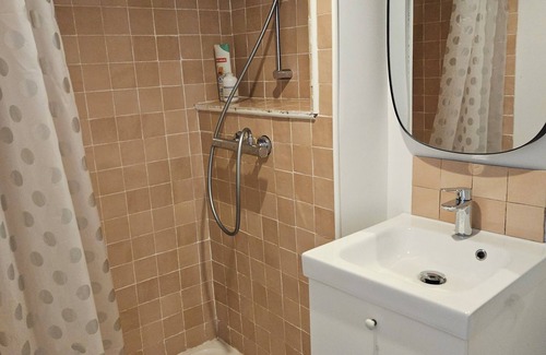 Noailles Lit Et Petit-Déjeuner | Studio indépendant dans une chambre d'hôte, spacieux, lumineux et central
