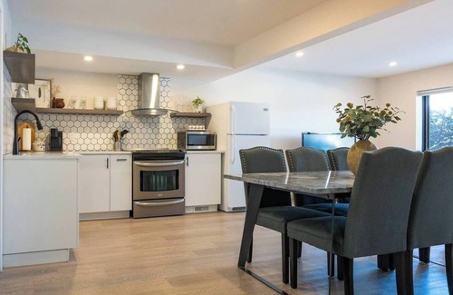 Southwest Calgary Maison | Spacious, Bright Suite Near Mountains & Downtown