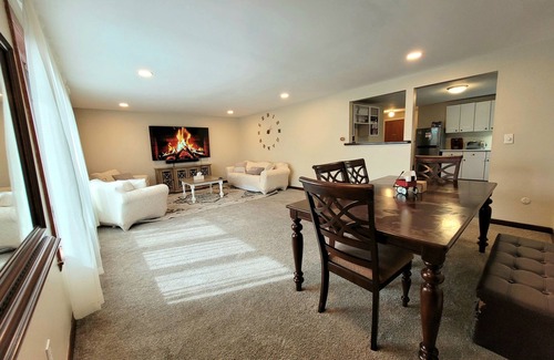 Spring Brook Maison | Spacious Buffalo Home Near Niagara Falls/Bills Stadium