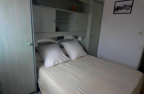 Gruissan Cabine | Pavillon spacieux, T3, toit terrasse, piscine, Wifi, lagon, proximité plage