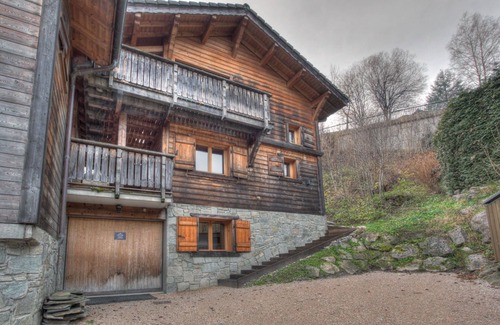 Morzine Chalet De Ski | Alptitude Chalet Bidon