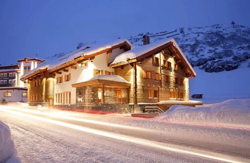 Klosterle Maison | Spacious chalet in Klösterle
