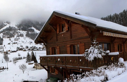 Abondance Chalet De Ski | Chalet spacieux avec garage privé, animaux acceptés, terrasse et jardin, idéal pour familles !