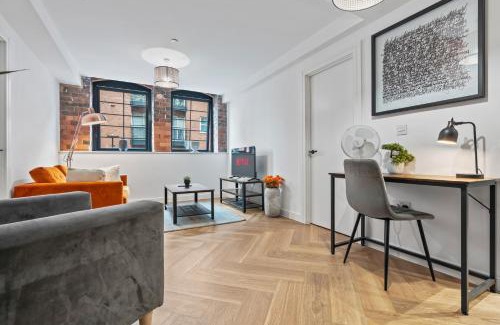 The Westside Appartement | Spacious City Haven - Canal Views - City Centre