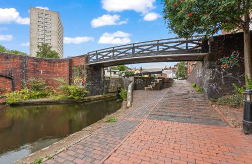 The Westside Appartement | Spacious City Haven - Canal Views - City Centre