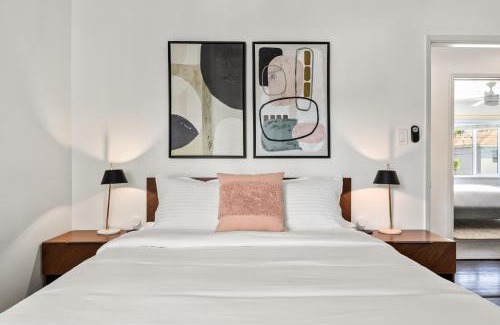 Alamitos Beach Appartement | Spacious Coastal Apartment in a Colorful Community - NRP22-00590