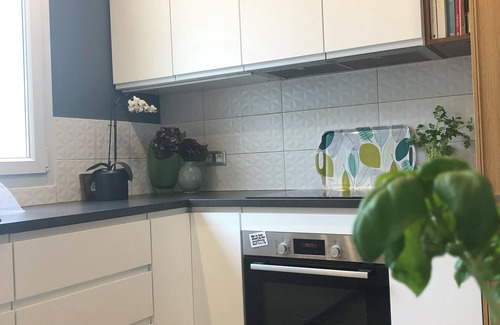 Ferney-Voltaire Appartement | Spacious, Comfortable Apartment, Geneva-ferney Border, With Mountain Views