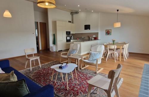 Gurmels Appartement | Spacious, comfortable, 4 bedroom attic