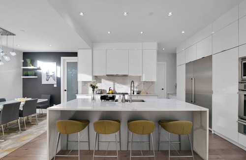 Squamish Maison | Spacious, comfortable family home situated in a serene location. Stunning views!
