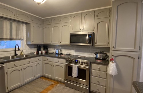 Greensboro Maison | Spacious, comfortable home in historic Greensboro, Al