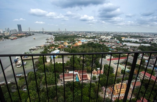 Rat Burana Copropriété | Spacieux condo avec vue panoramique sur la rivière. Paix et calme, bien pour se reposer.