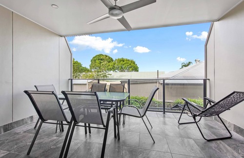 Murarrie Maison | Spacious + Convenient! 3Bed/2.5Bath/1Car~Townhouse