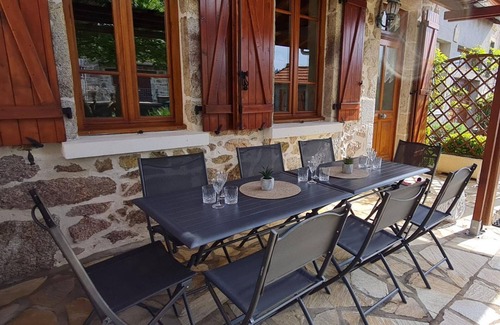 Laprugne Cottage | Gîte spacieux avec jardin, animaux admis