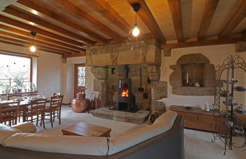 Ceauce Cottage | Maison Authentique avec Jeu de Société, Terrasse et Jardin, Idéale pour Tribu