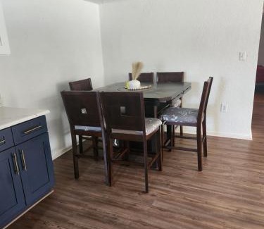 Regency Park Maison | Spacious cozy 3 bedroom waterfront house at port Richey