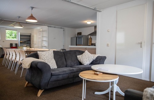 Linde Maison | bungalow spacieux et confortable « Frank » dans la zone boisée (12 personnes)